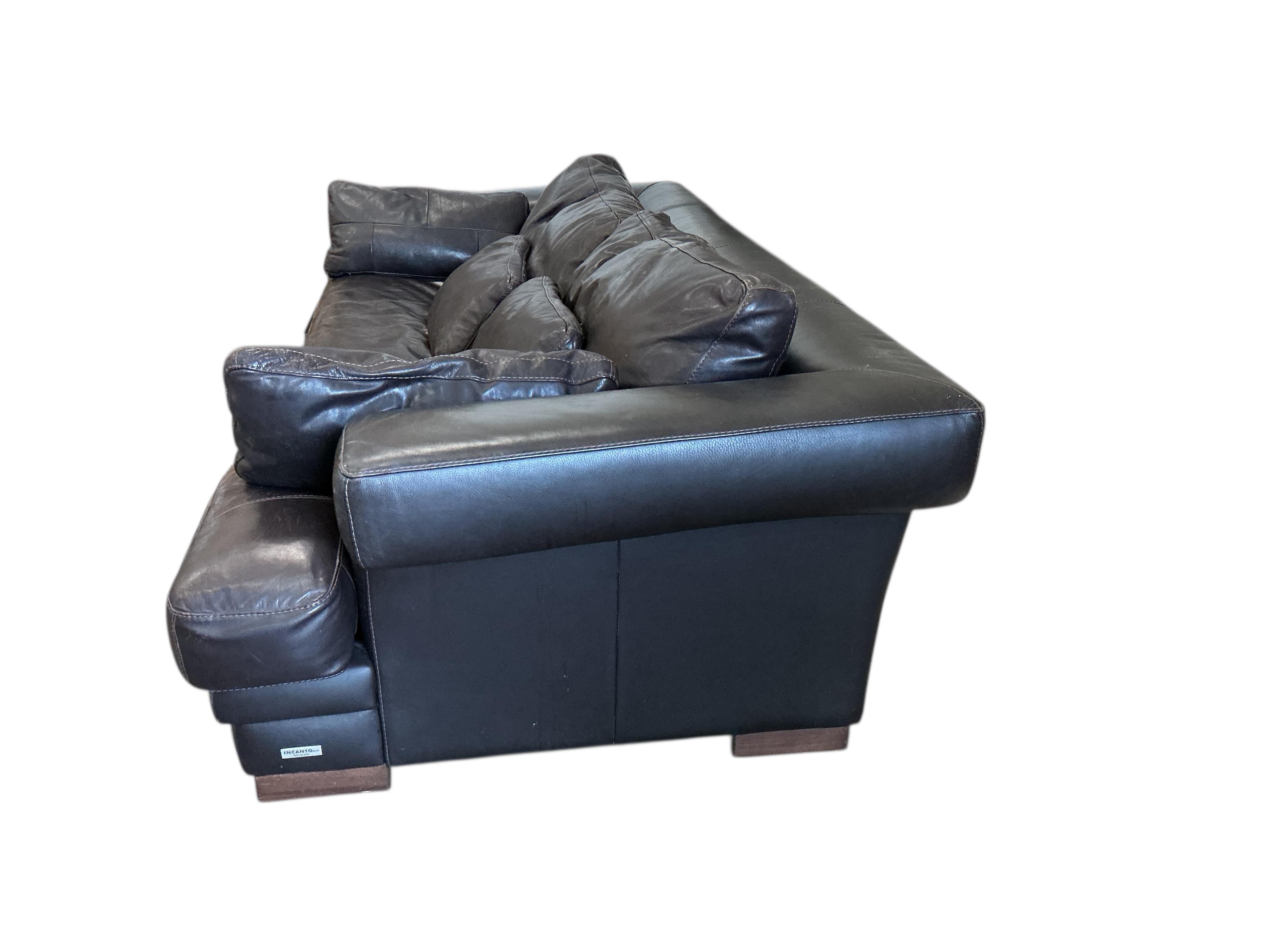 A contemporary Incanto Italian brown leather settee, width 240cm, depth 114cm, height 70cm